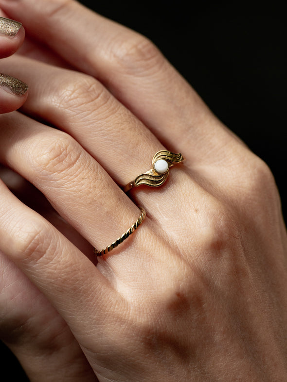 Ripple Mother of Pearl Ring, Mother of Pearl Ring, Handmade Ring, Brass Ring, Ring.