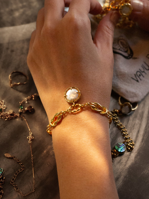 Eternity Mother of Pearl Bracelet