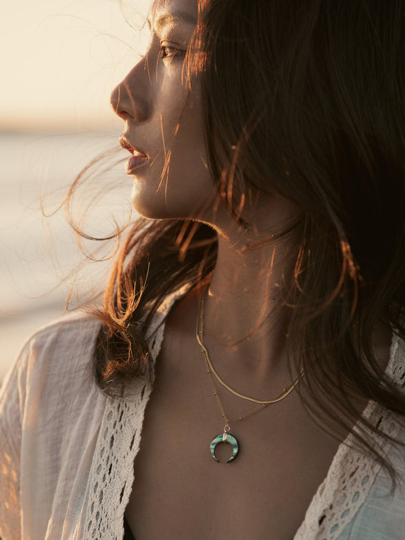 Crescent Moon Double Layered Necklace, Crescent Moon, Mother of Pearl Necklace, Abalone Necklace, Handmade Necklace, Necklace.