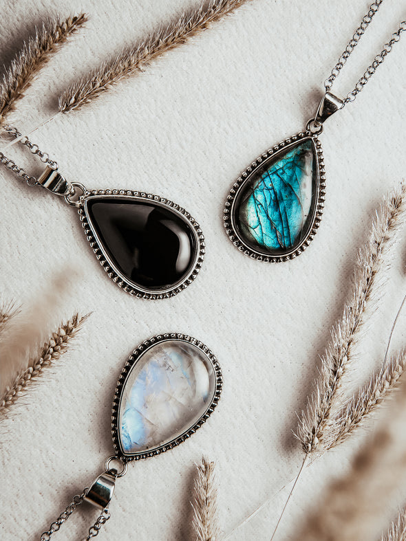 Life Fountain Gemstone Necklace Moonstone Labradorite Black Onyx.