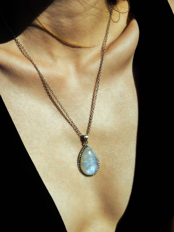 Life Fountain Gemstone Silver Necklace-Moonstone